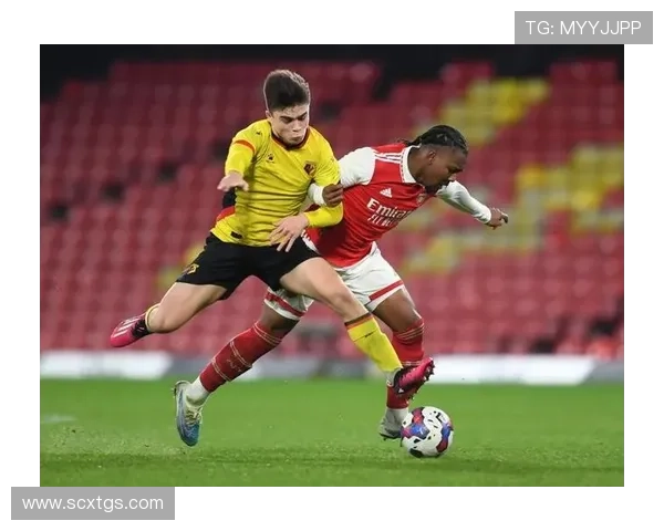 曼联新星曼联球员曼的成长之路及其未来发展潜力分析