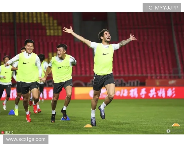 超高清足球球星壁纸展示集经典瞬间激情与实力并存的足球魅力 超高清足球球星壁纸展示集经典瞬间激情与实力并存的足球魅力